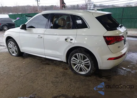 2018 Audi Q5 2.0T Premium/2.0T Tech Premium z USA, uszkodzony, nr VIN WA1BNAFY2J2007223